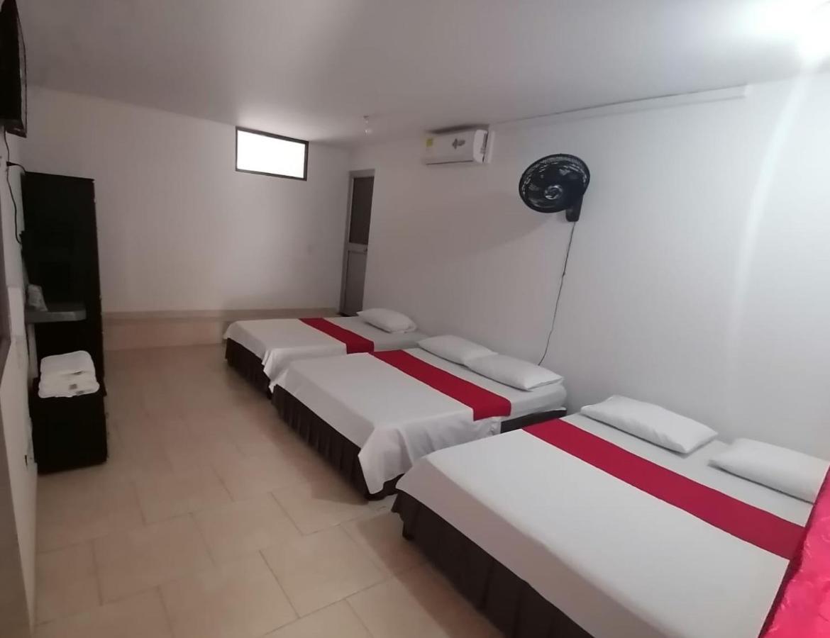 Hotel Gueicer Cúcuta エクステリア 写真